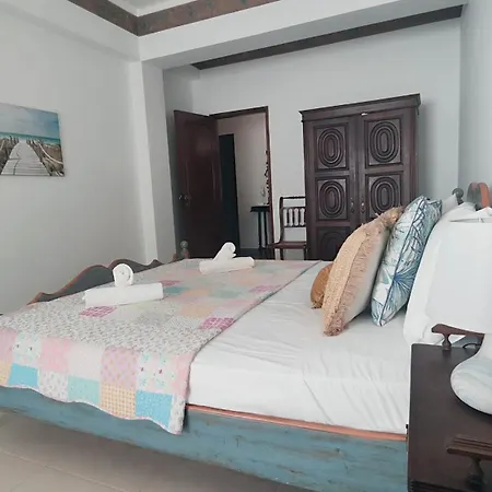 Апартаменты Cantinho Do Guadiana Terrace Вила-Реал-ди-Санту-Антониу